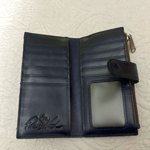 PATRICIA NASH NAZARI Blue & Cream Paisley Print leather wallet NWOT - Picture 4 of 5